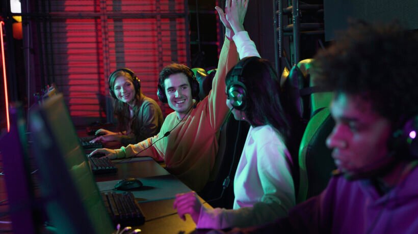 Capital Humano: El Corazón de AvantEDGE Labs